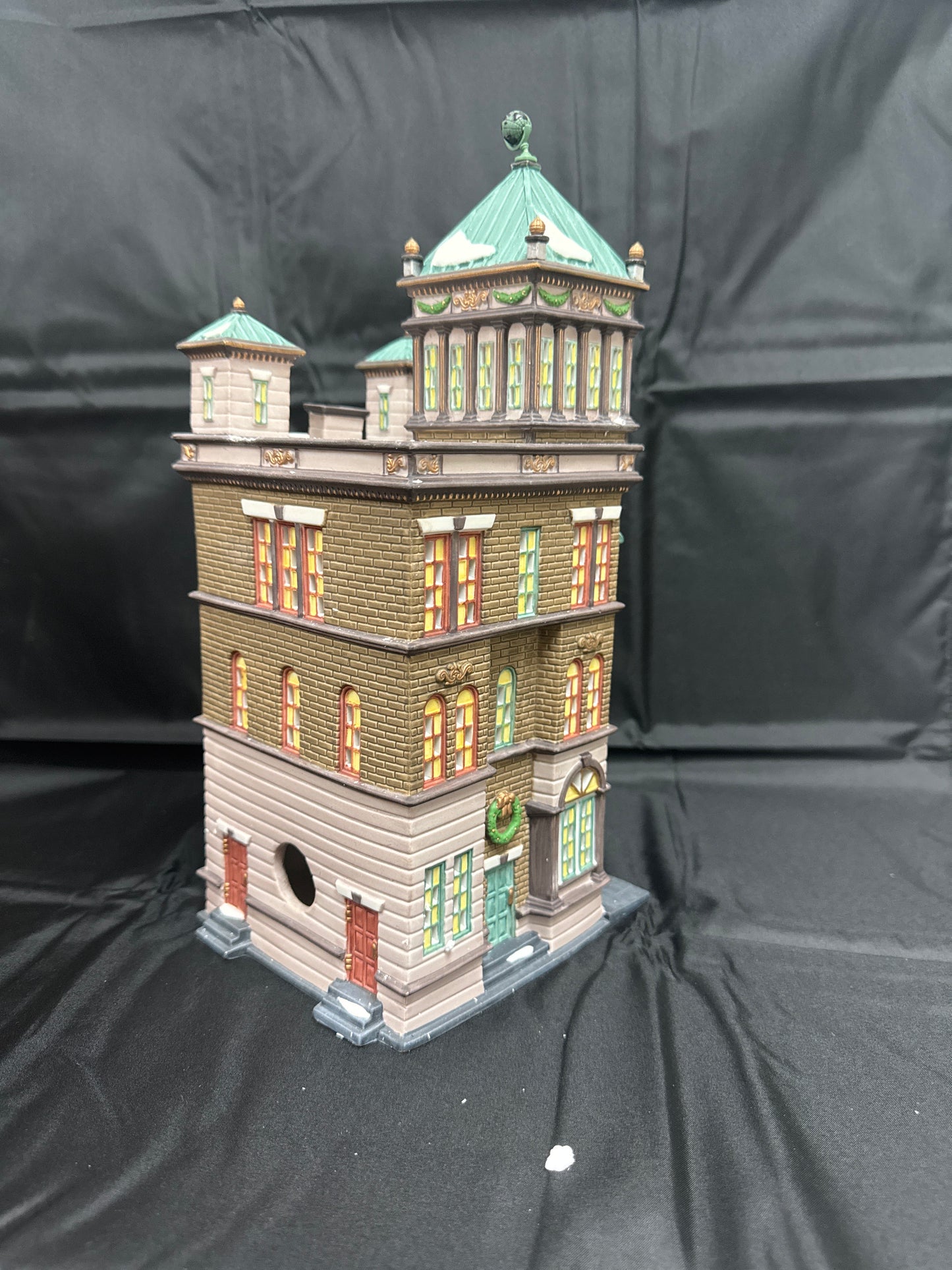 The City Globe