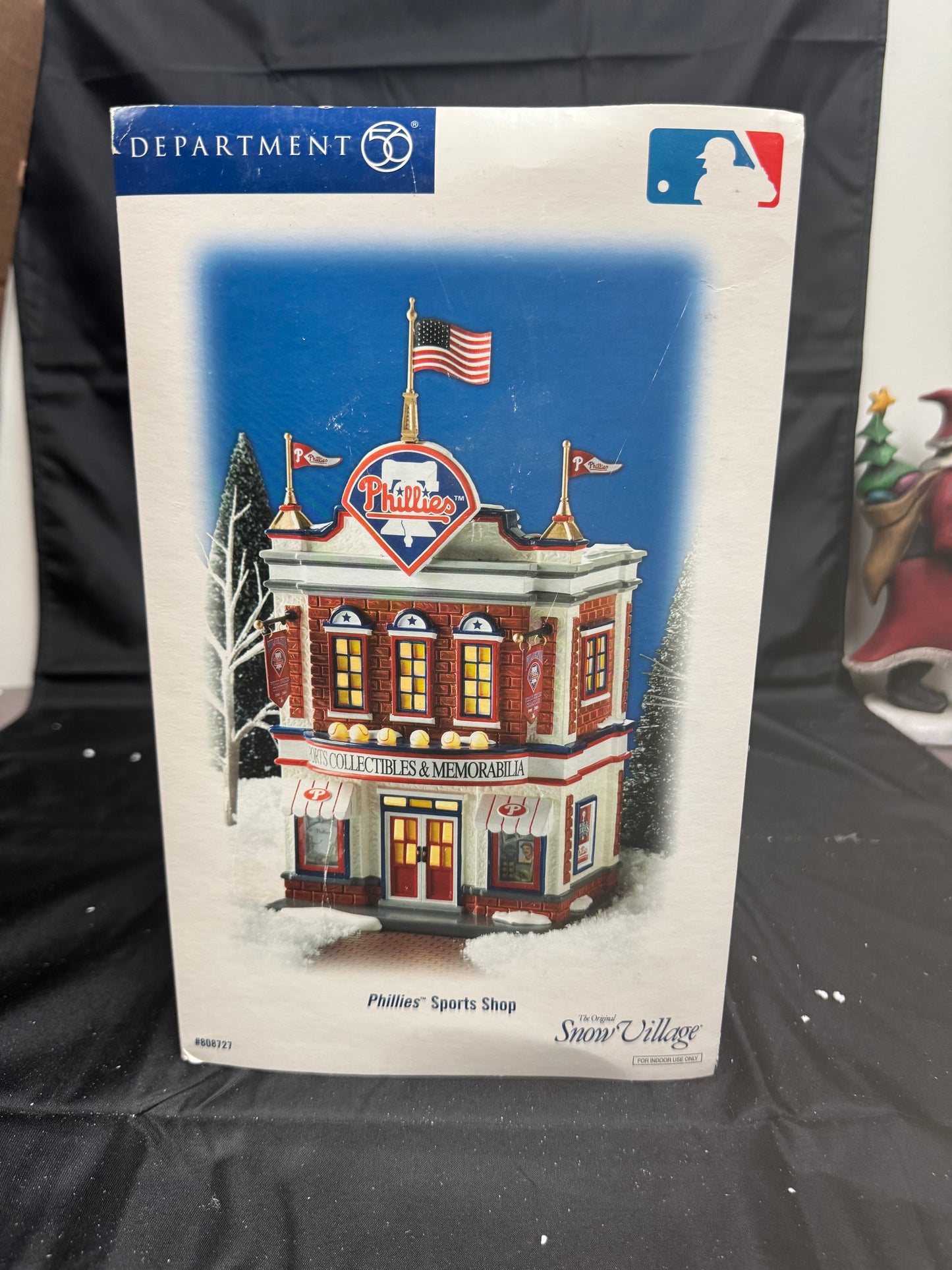 Phillies Sports Shop - Read Description
