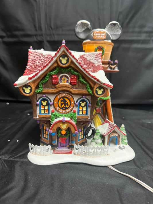 Mickey’s North Pole Holiday House - Read Description