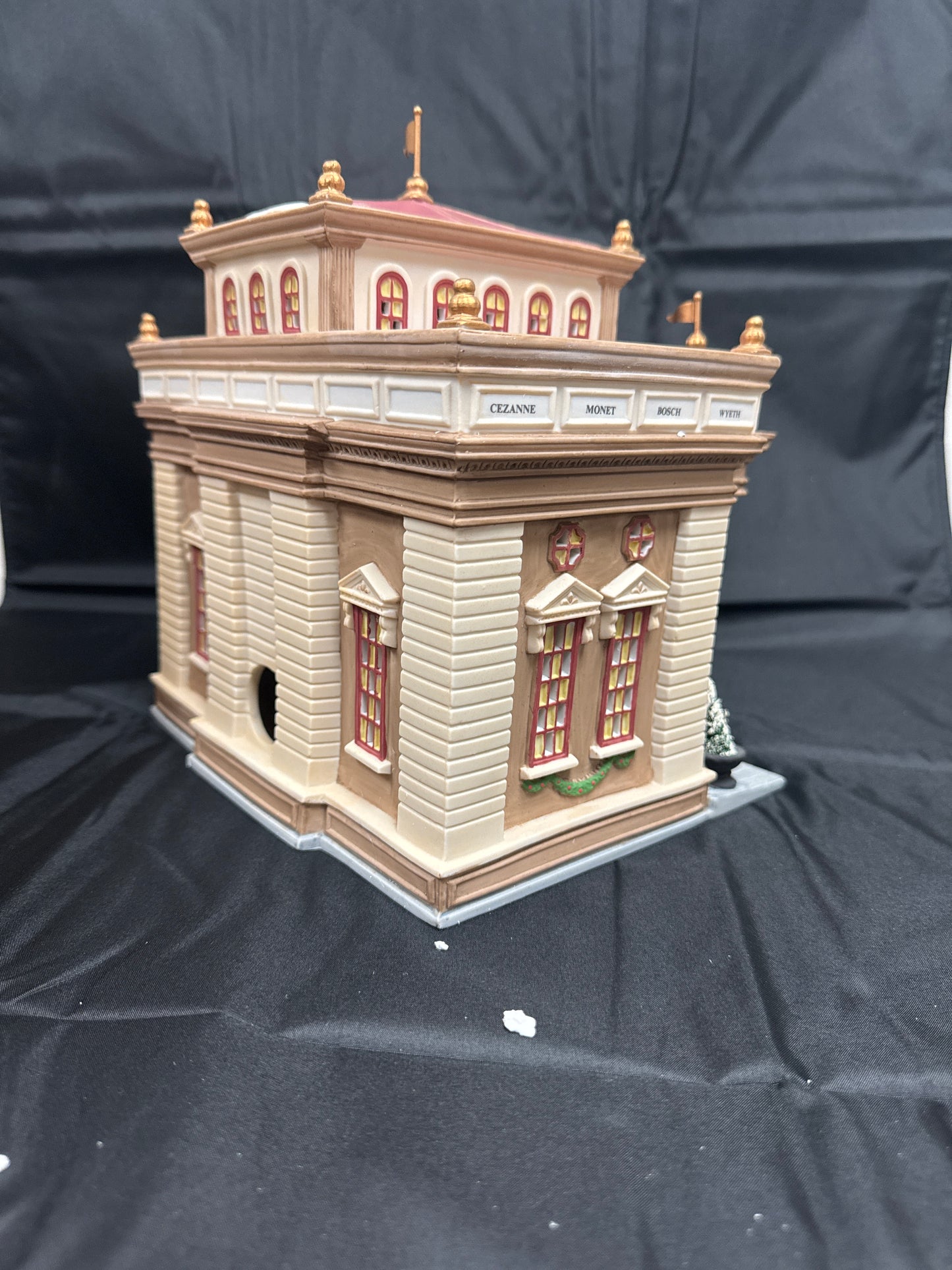 Heritage Museum Of Art