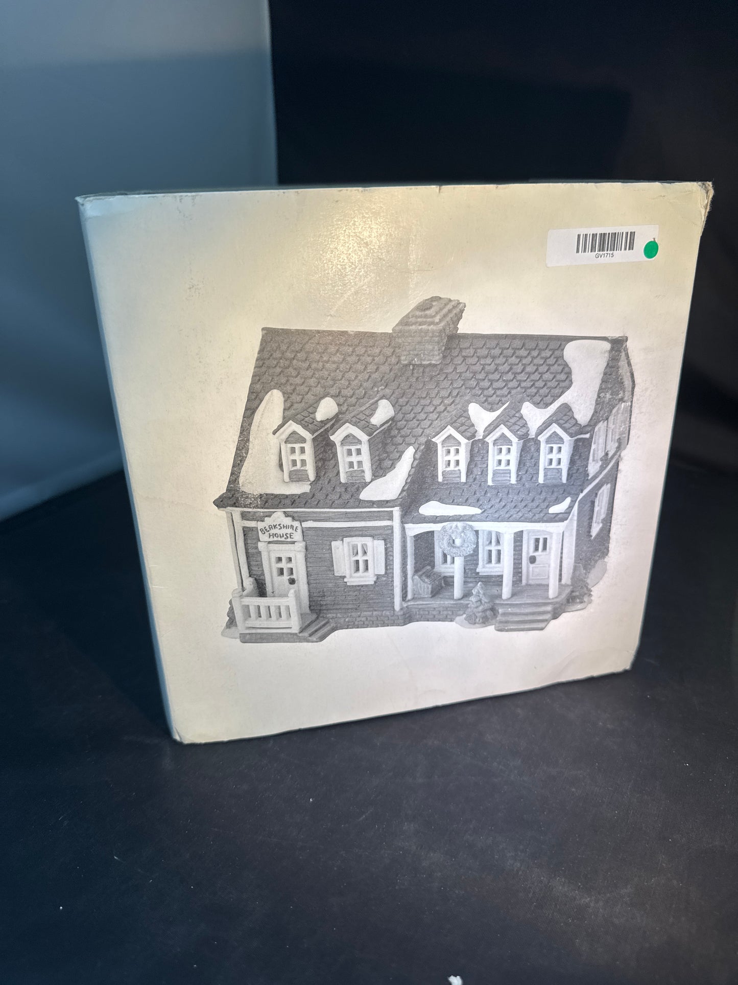 Berkshire House - Read Description