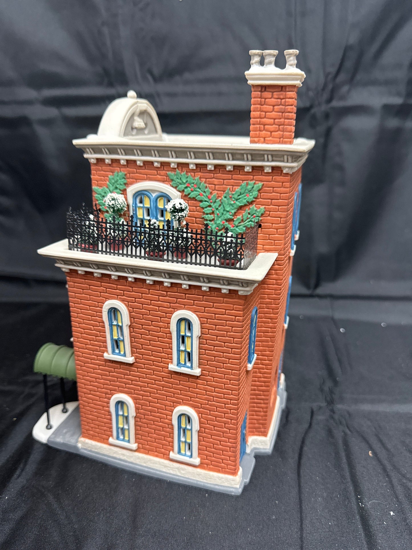Ivy Terrace Apartments