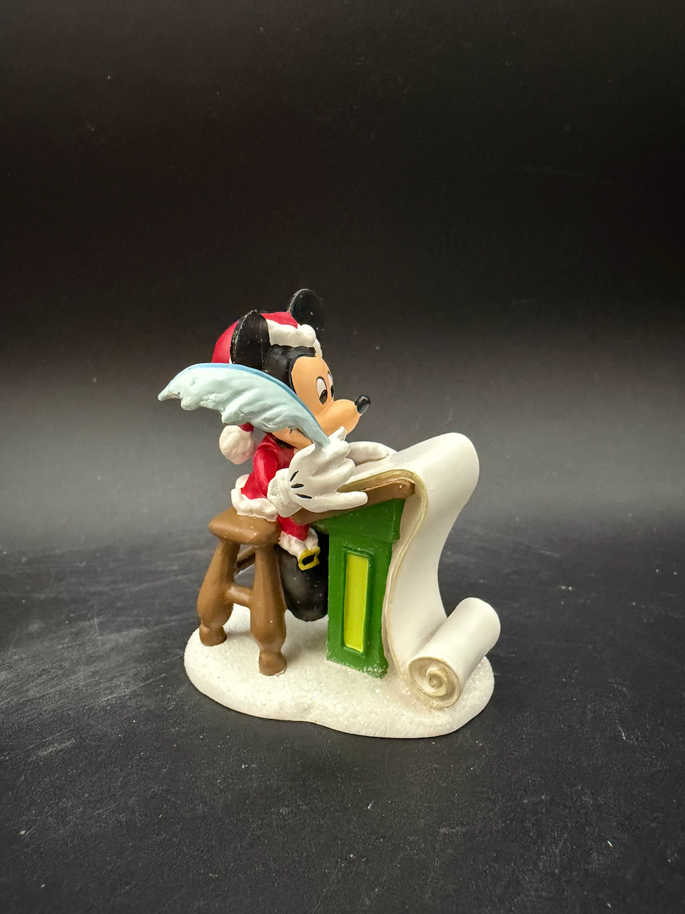 Mickey’s Christmas List