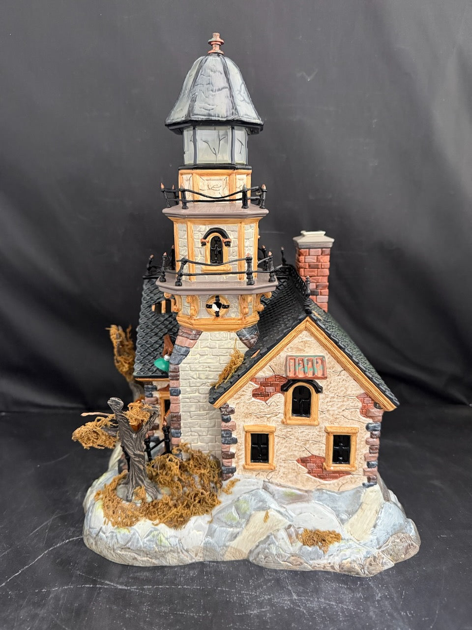 Shipwreck Lighthouse