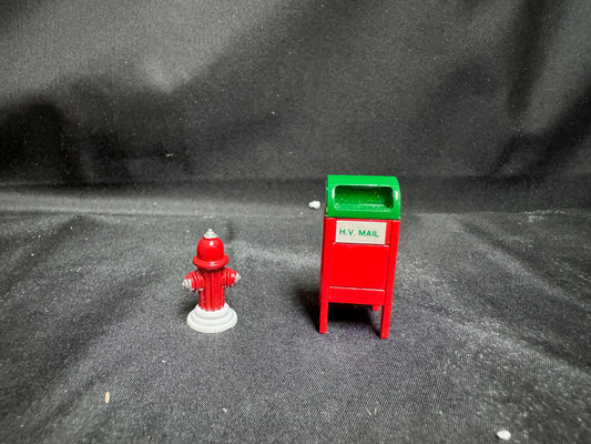 Mail Box/fire Hydrant