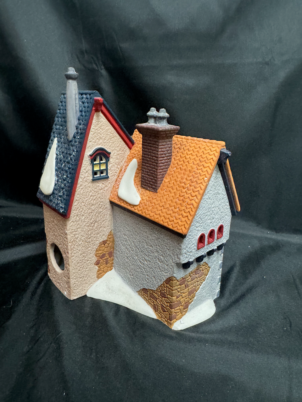 Tassy’s Mittens And Hassel’s Woolies