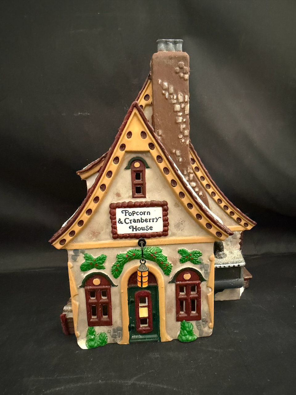 Popcorn And Cranberry House