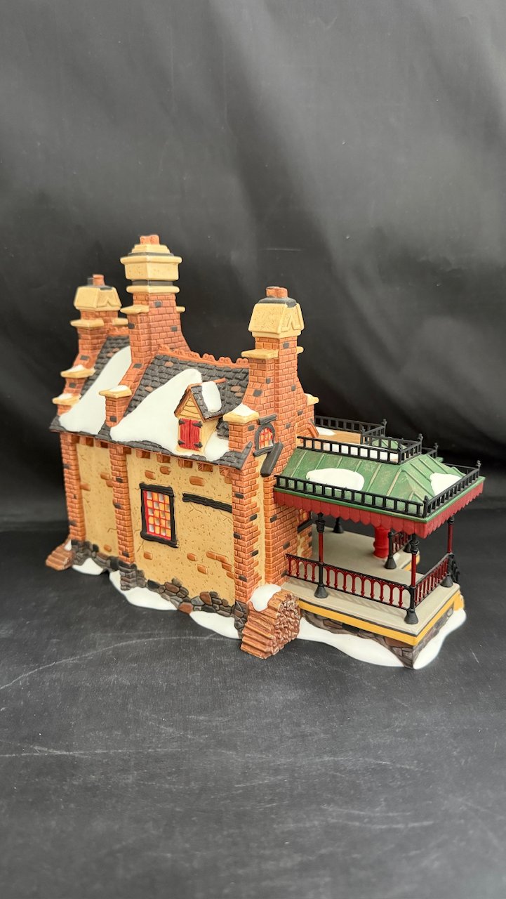 Old Queensbridge Station
