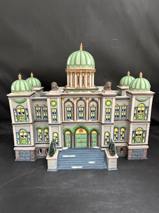 The Capitol - Read Description