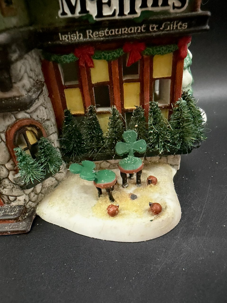 Mcelfin’s Irish Restaurant And Gifts- Read Description