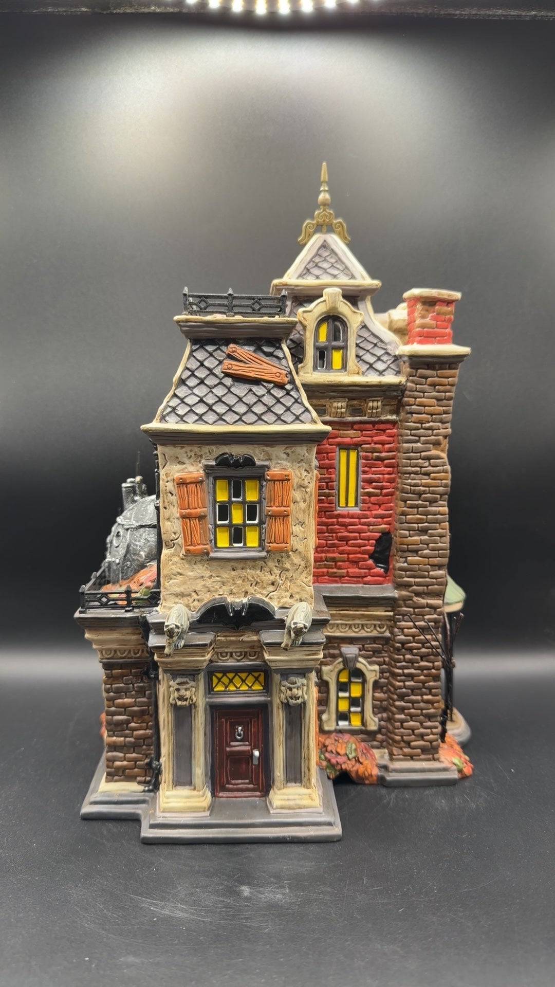 Grimslys House Of Oddities- Read Description