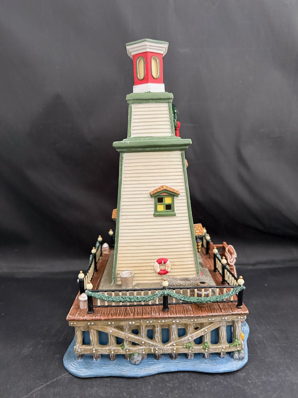 Lighthouse, Queens Port