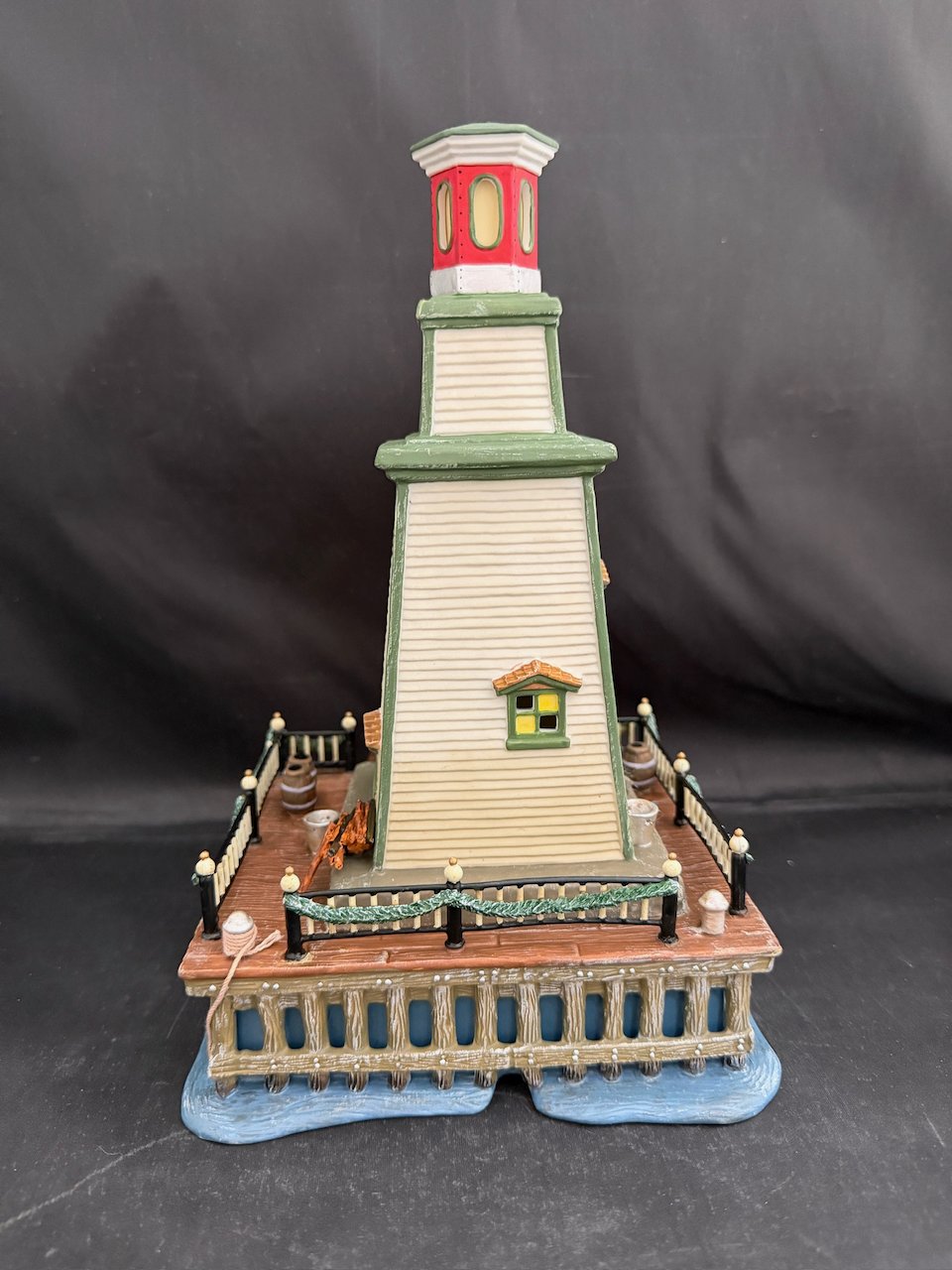 Lighthouse, Queens Port