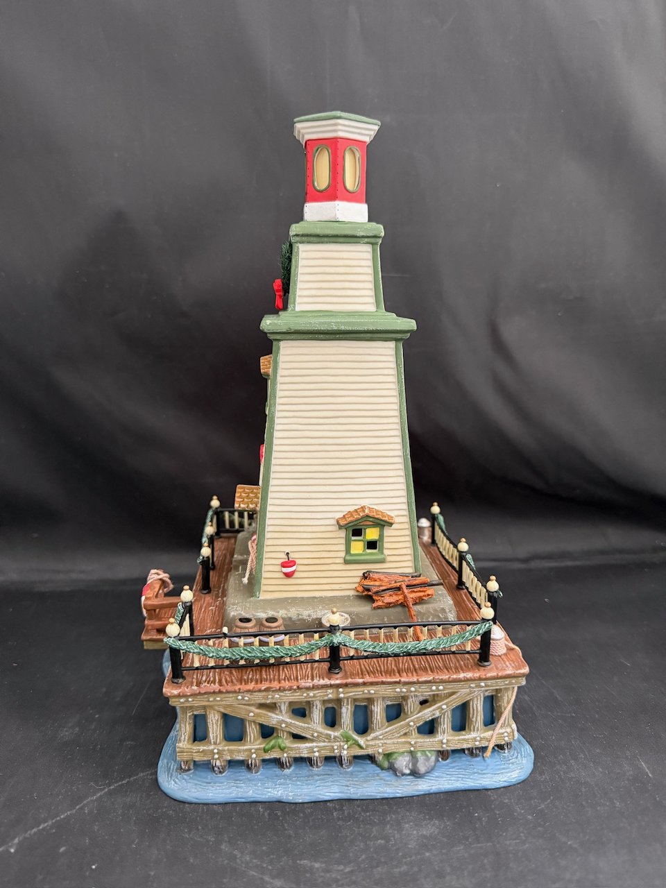 Lighthouse, Queens Port
