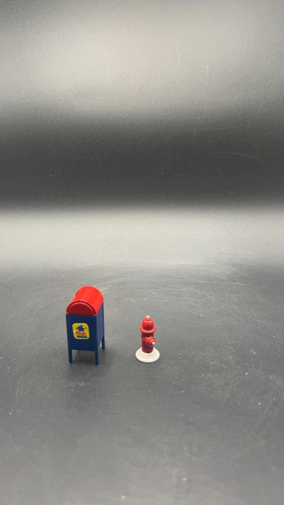Mail Box/fire Hydrant