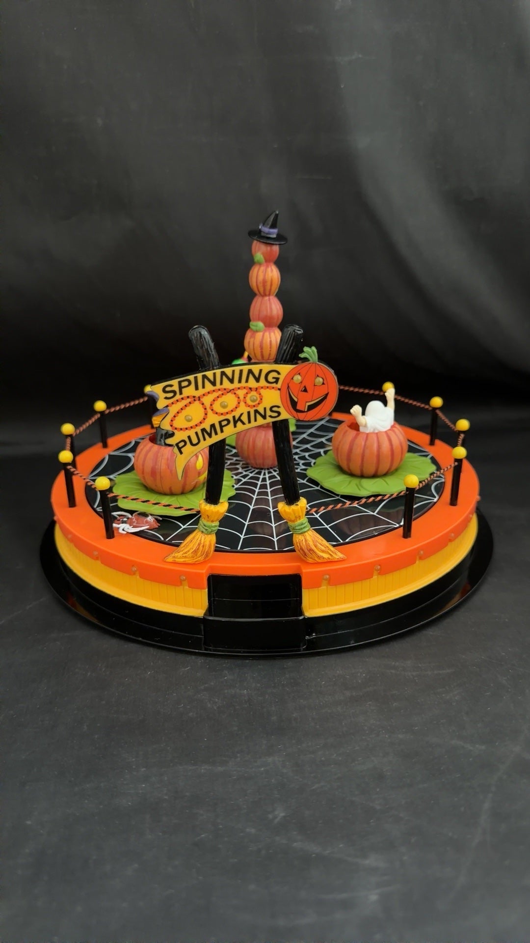 Spinning Pumpkins- Read Description