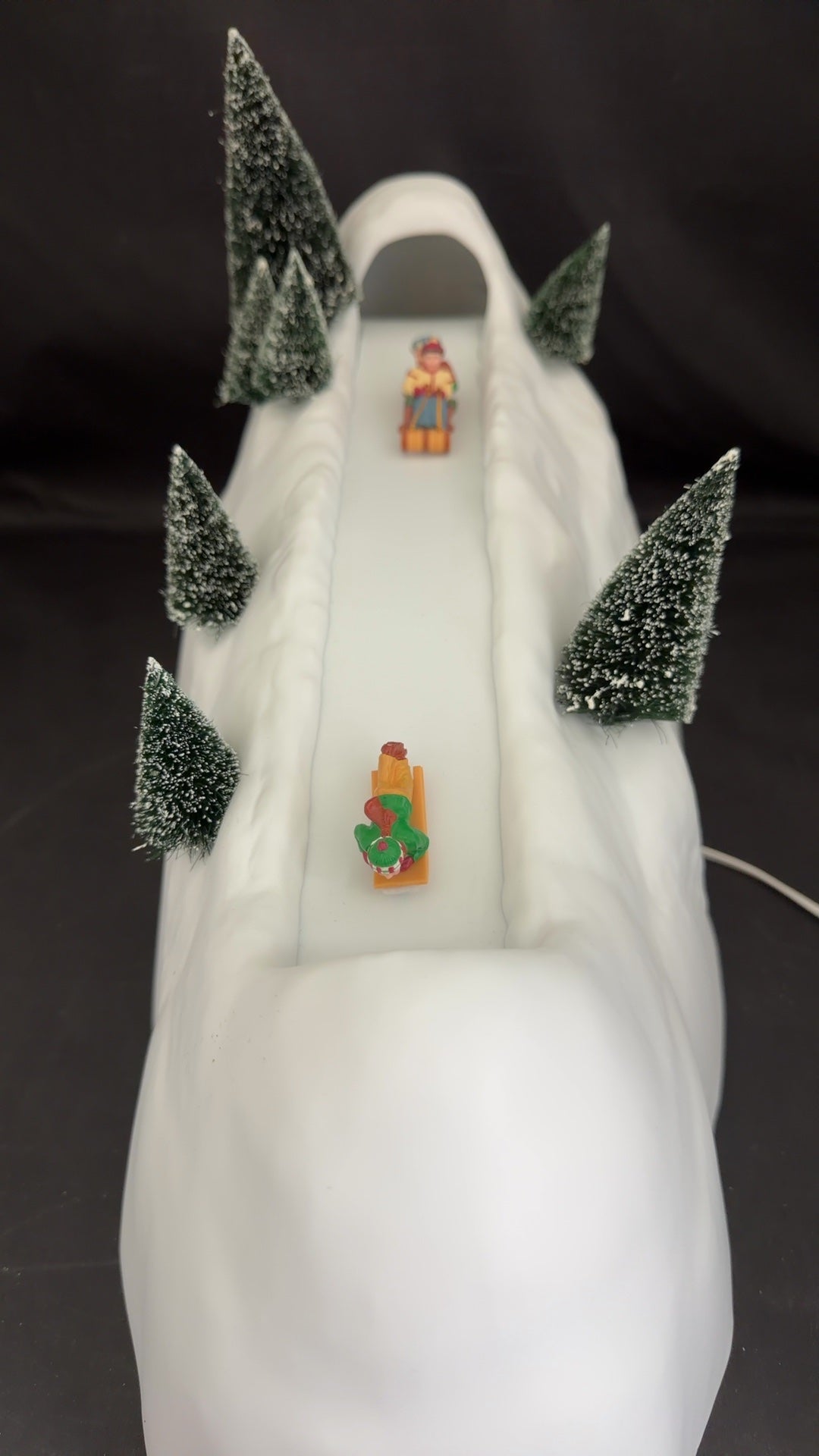 Village Sledding Hill (Animated)- Read Description