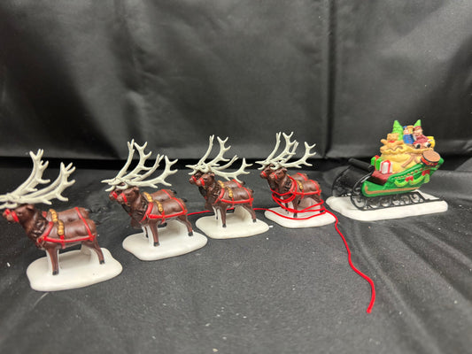 Sleigh And Eight Tiny Reindeer