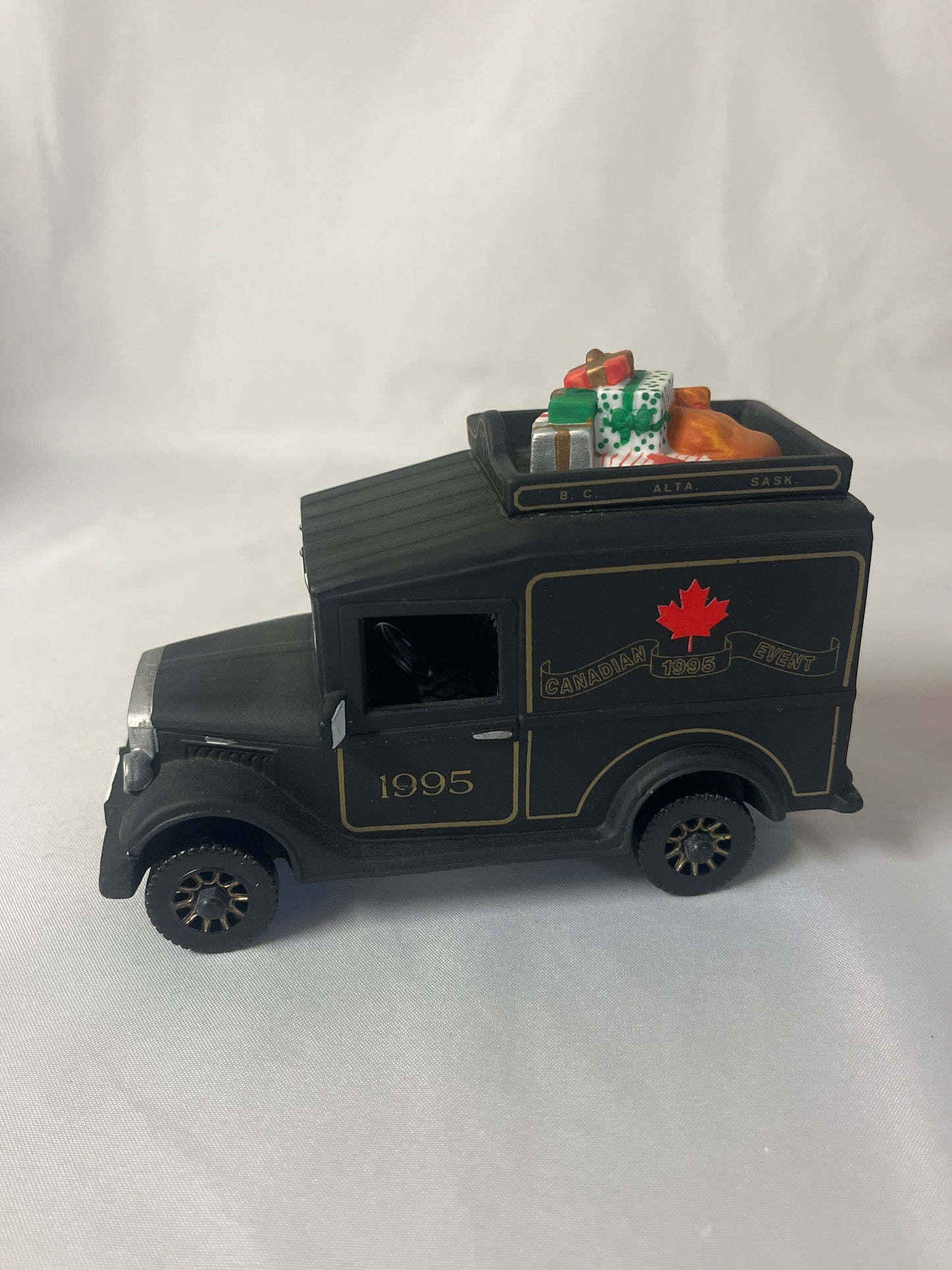 Village Express Van- Canadian 1995 Event
