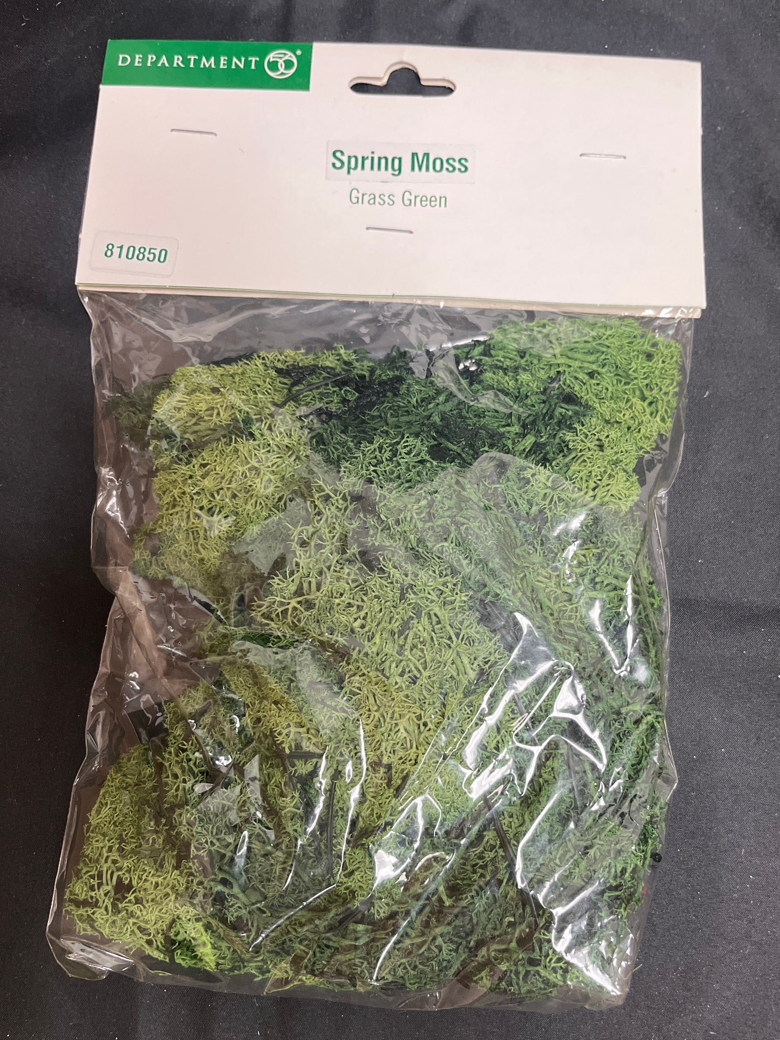 Spring Moss Grass Green – Grampy's Villages