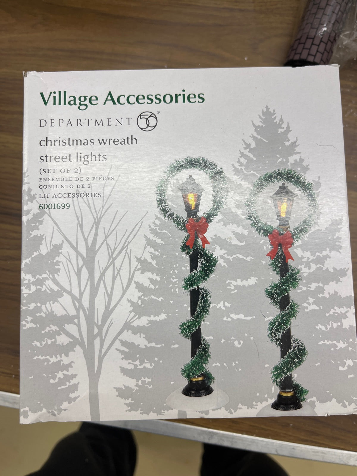 Christmas Wreath Street Lights (set Of 2)