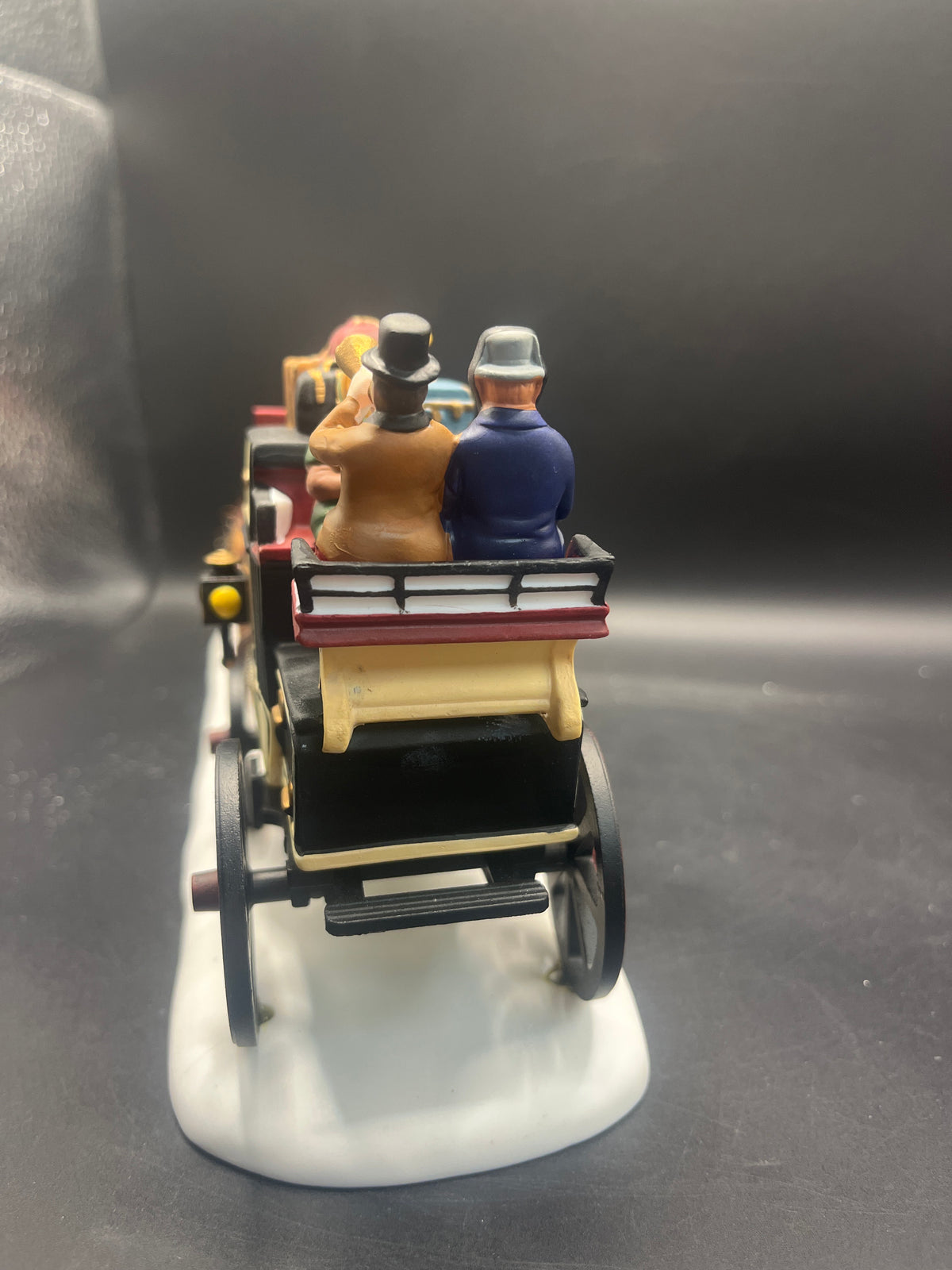 Holiday Coach- Read Description