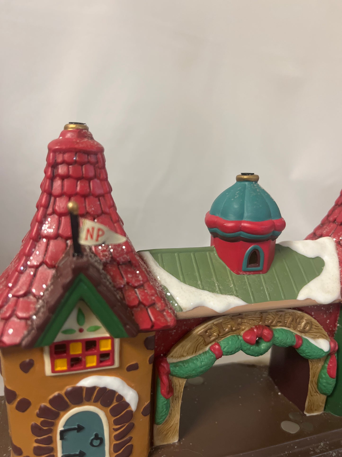 Welcome To Elf Land Gateway Entrance- see description