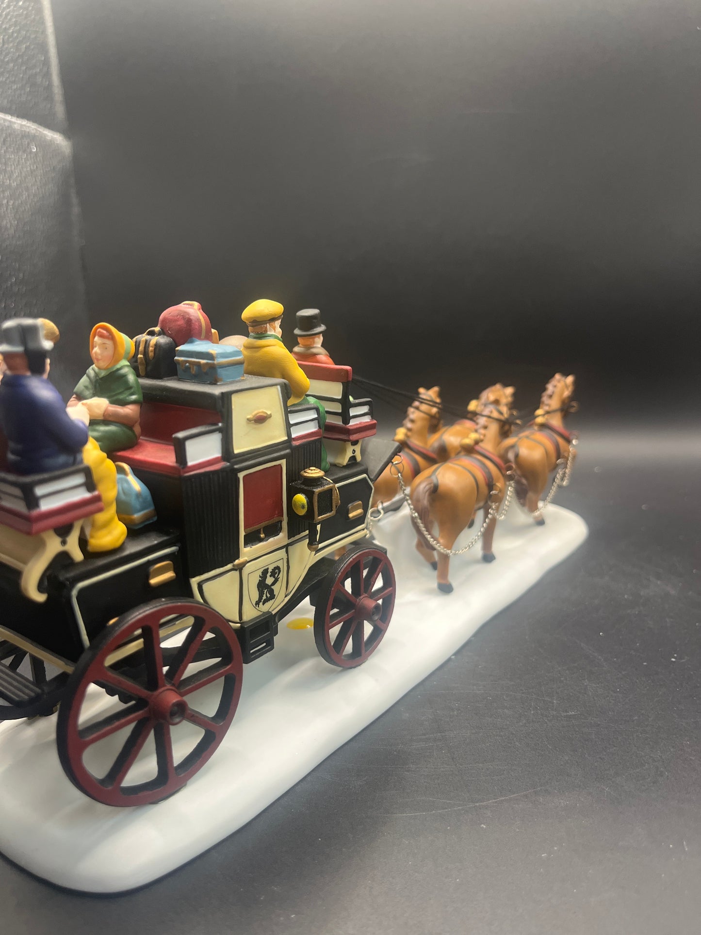Holiday Coach- Read Description