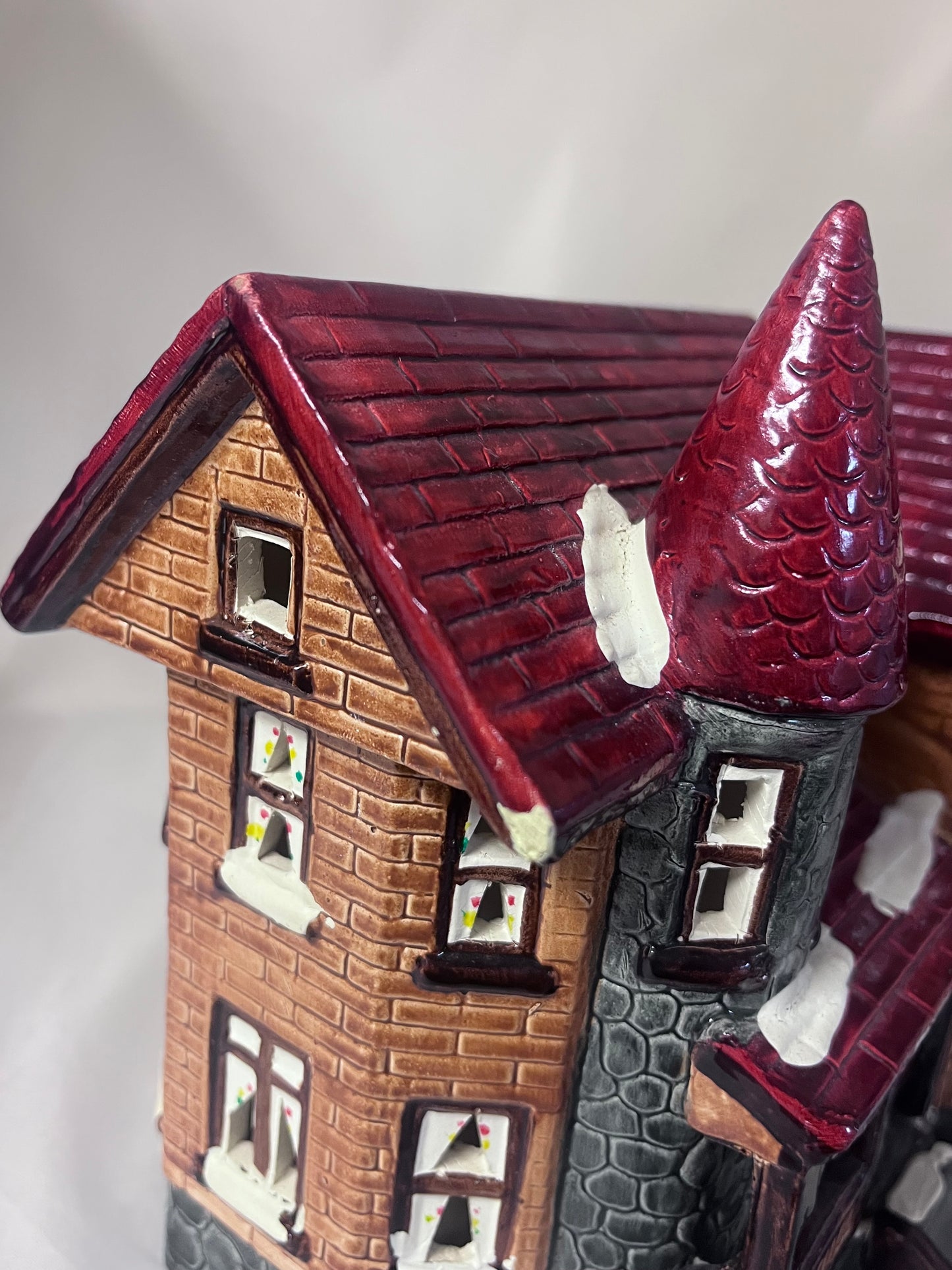 2101 Maple - Read Description