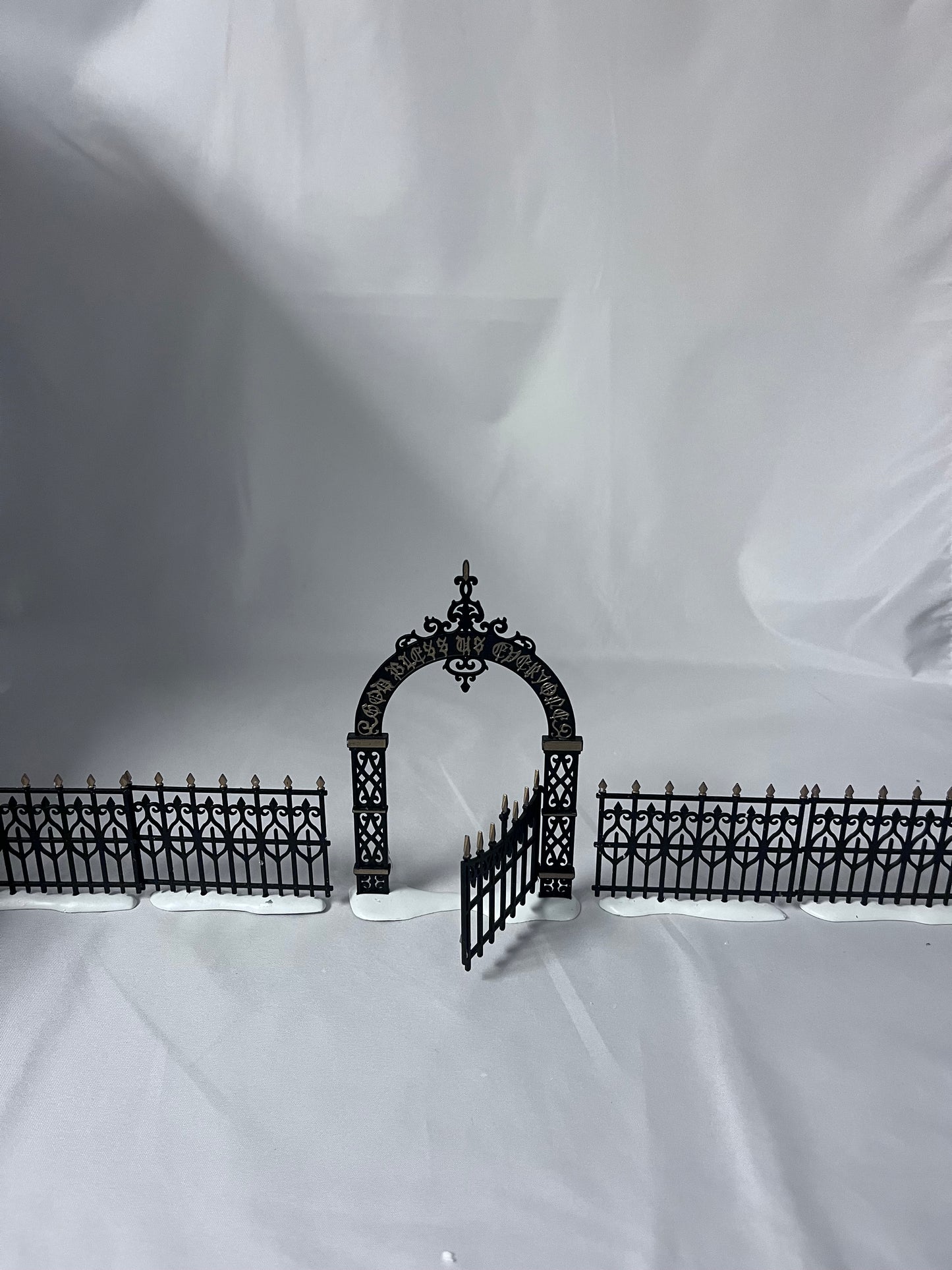 Victorian Wrought Iron Fence And Gate Set Of 5