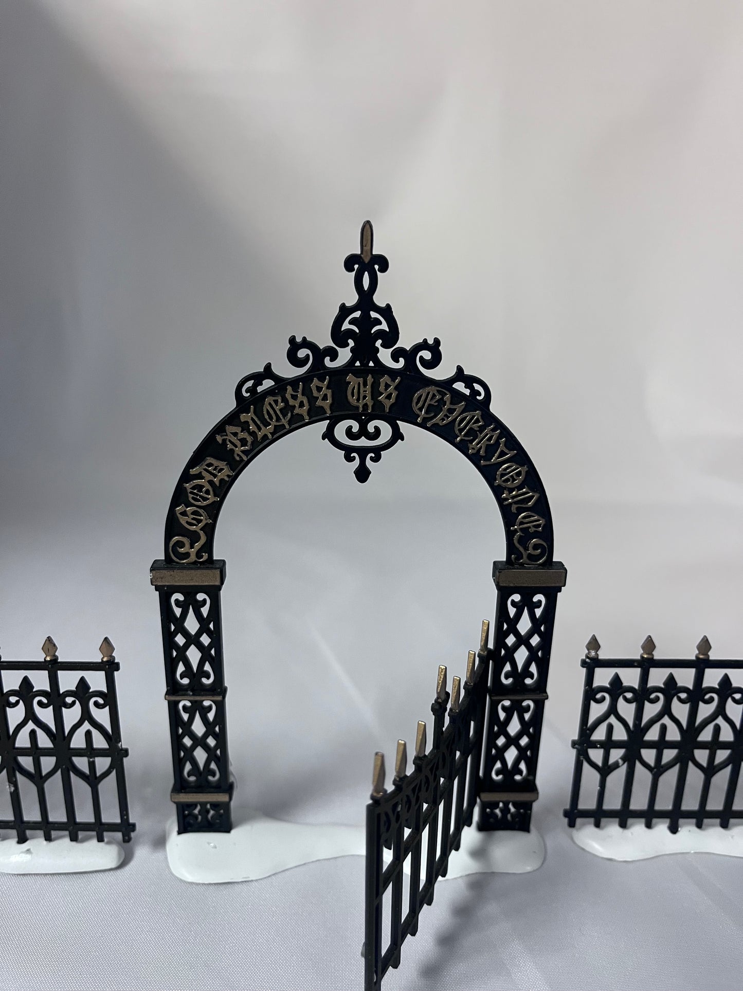 Victorian Wrought Iron Fence And Gate Set Of 5