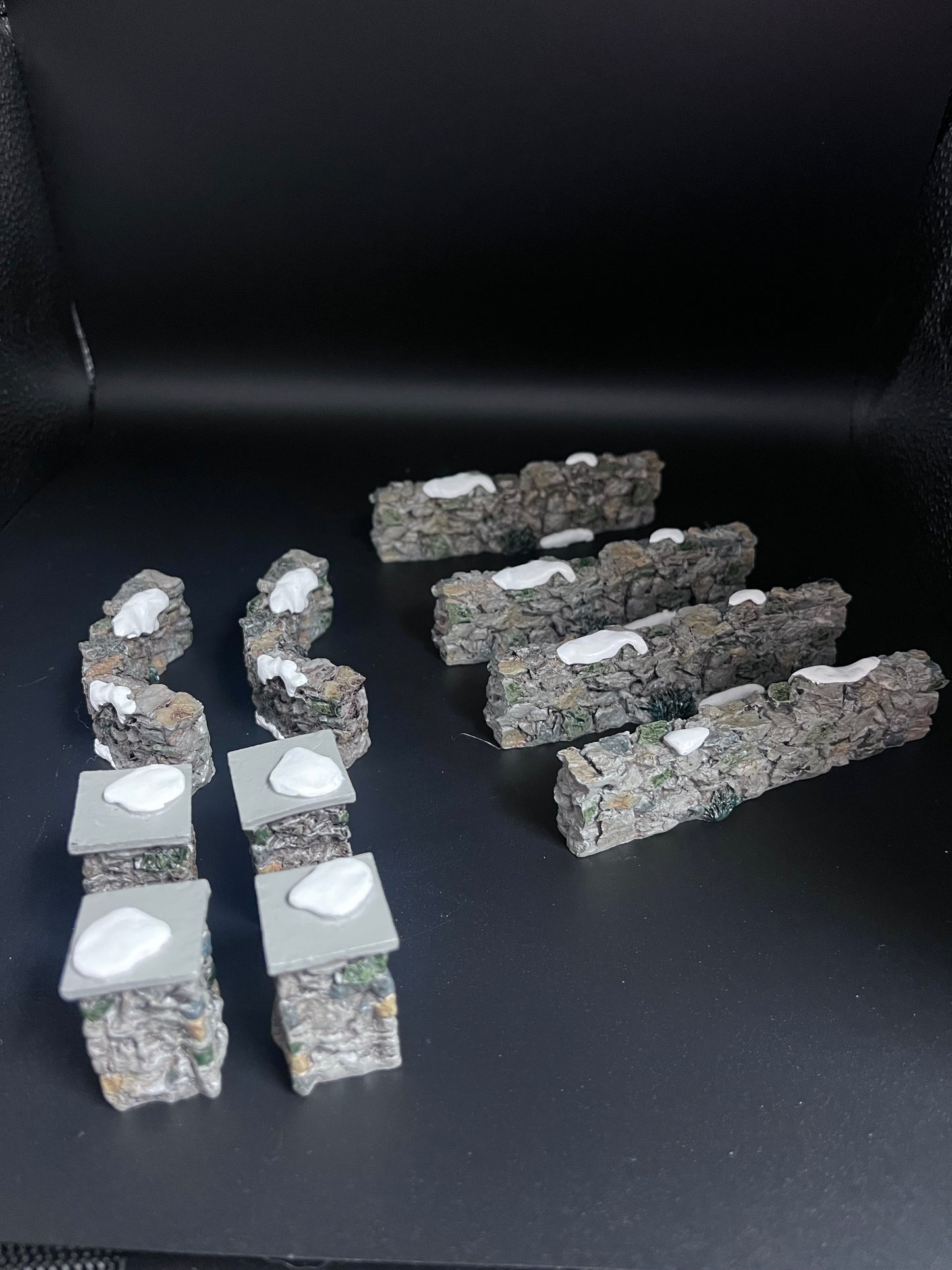 Poly-Resin Colonial Stone Wall Set Of 10