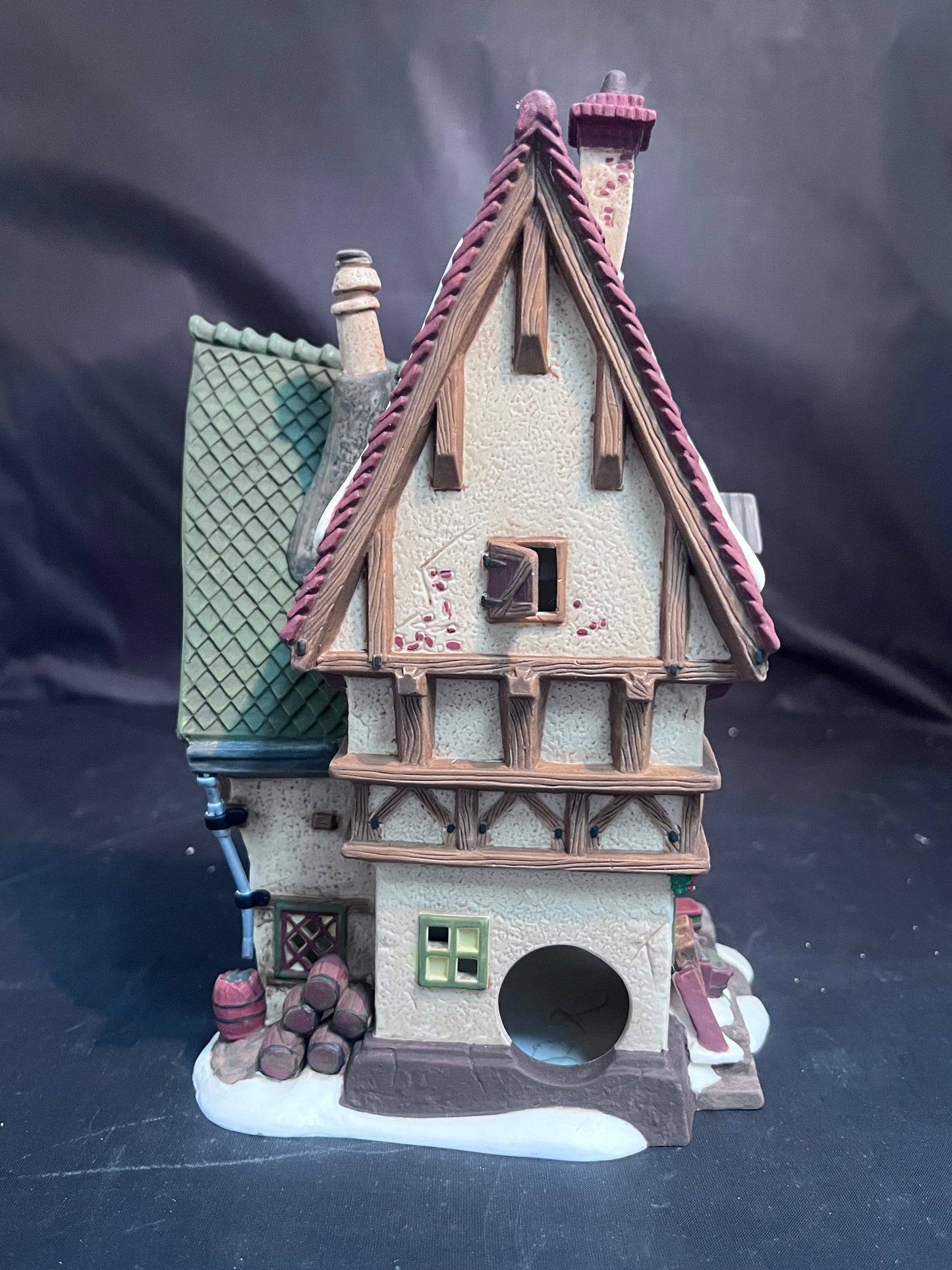 “The Melancholy Tavern”. The Christmas Carol Revisited