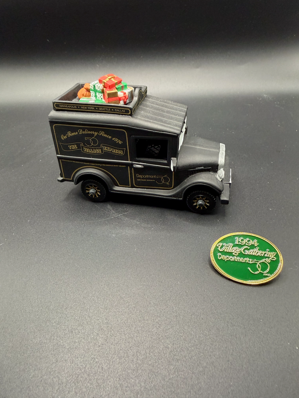 Dept 56 1994 Village Gathering Spec Ed Village Express Van STATS