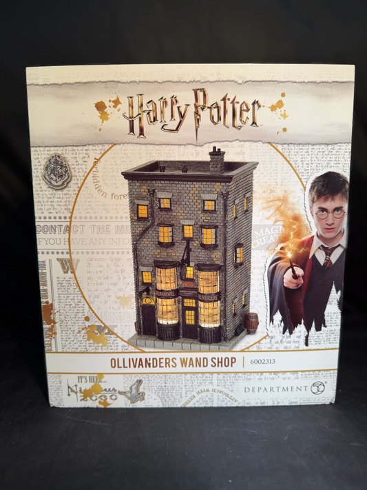 Ollivanders Wand Shop (Lighted)