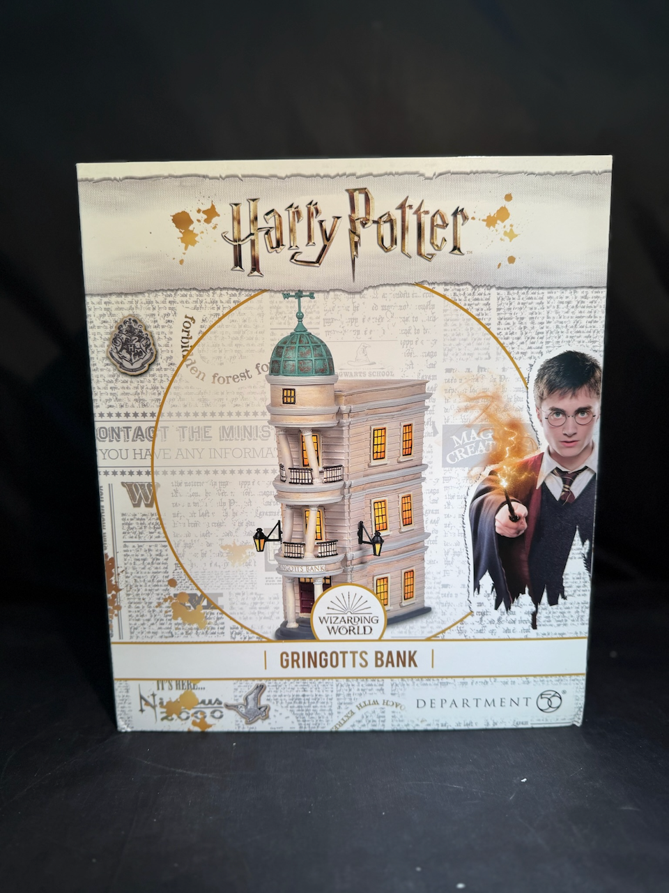 Gringotts Bank (Lighted)