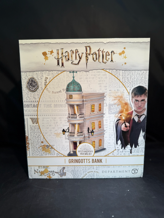 Gringotts Bank (Lighted)