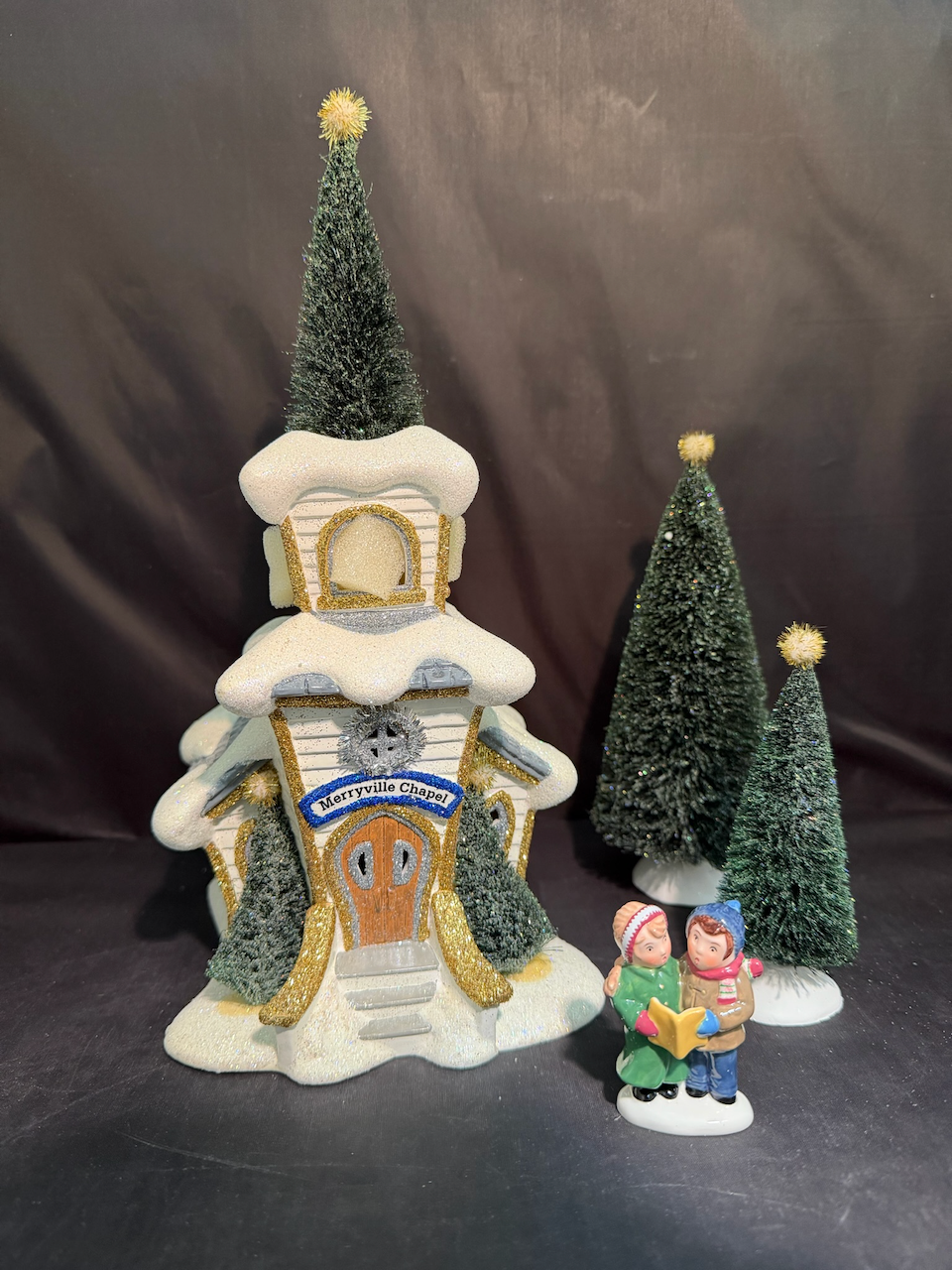 Merryville Chapel And Accessories
