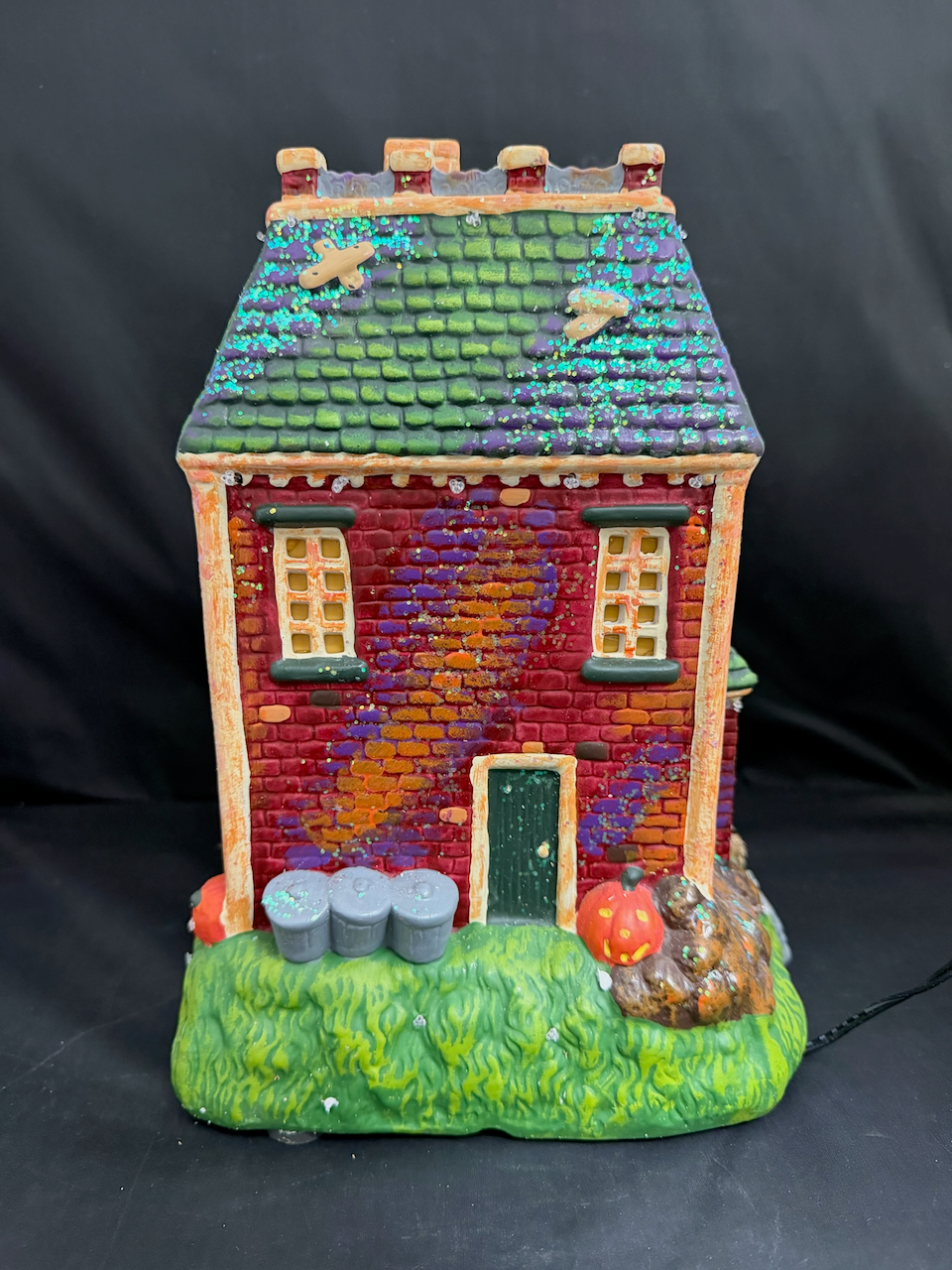 The Haunted House - Read Description