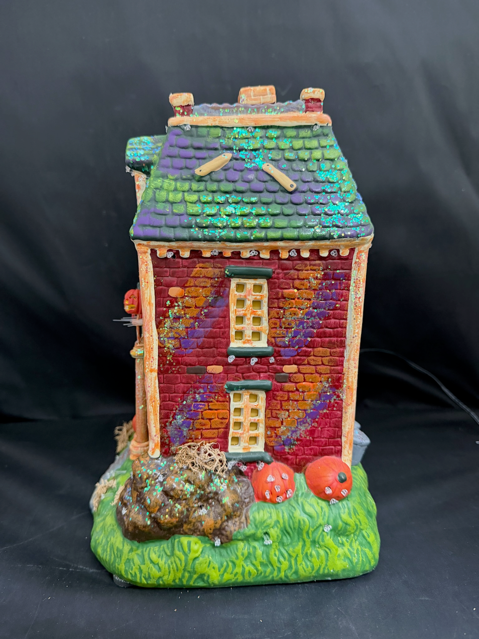 The Haunted House - Read Description