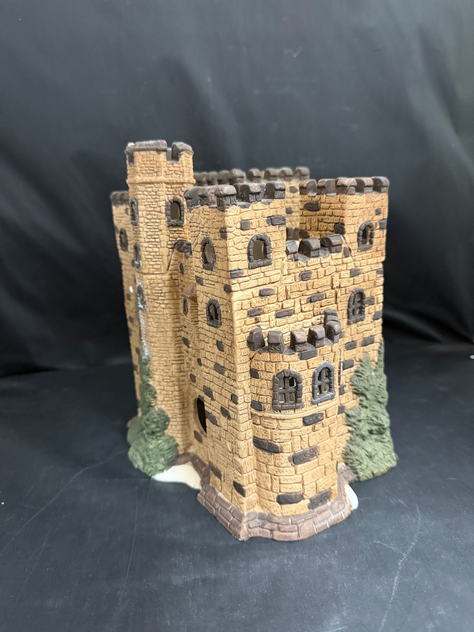 Dickens’ Village Castle - Kenilworth Castle