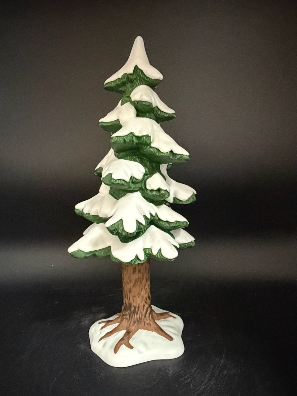 Village Porcelain Pine Large