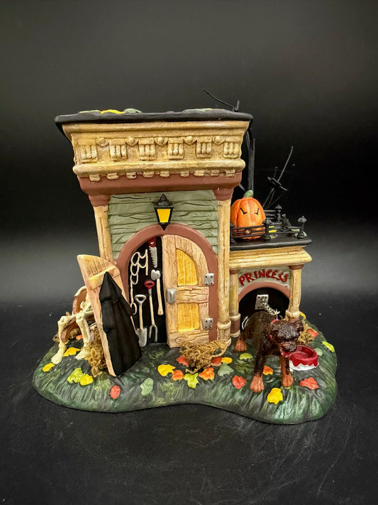 Grimslys Tool Shed- Read Description