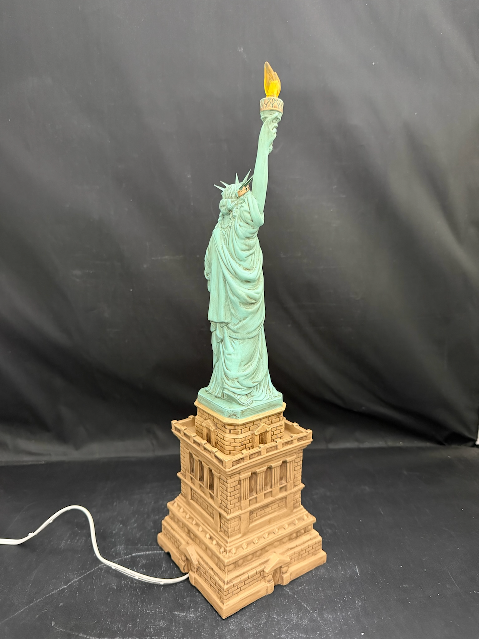Statue of Liberty- Read Description