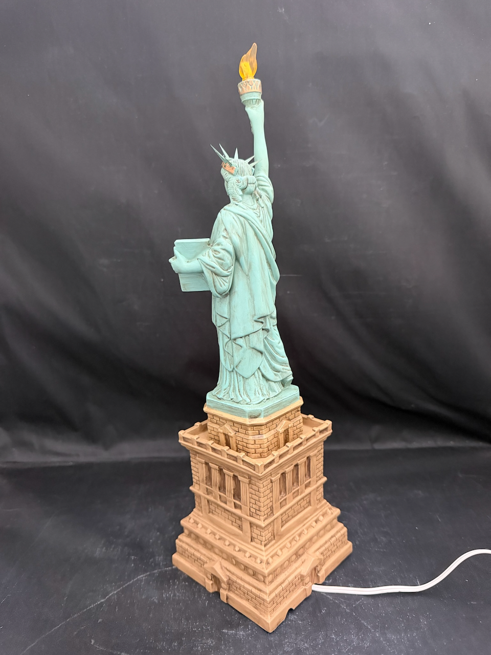 Statue of Liberty- Read Description