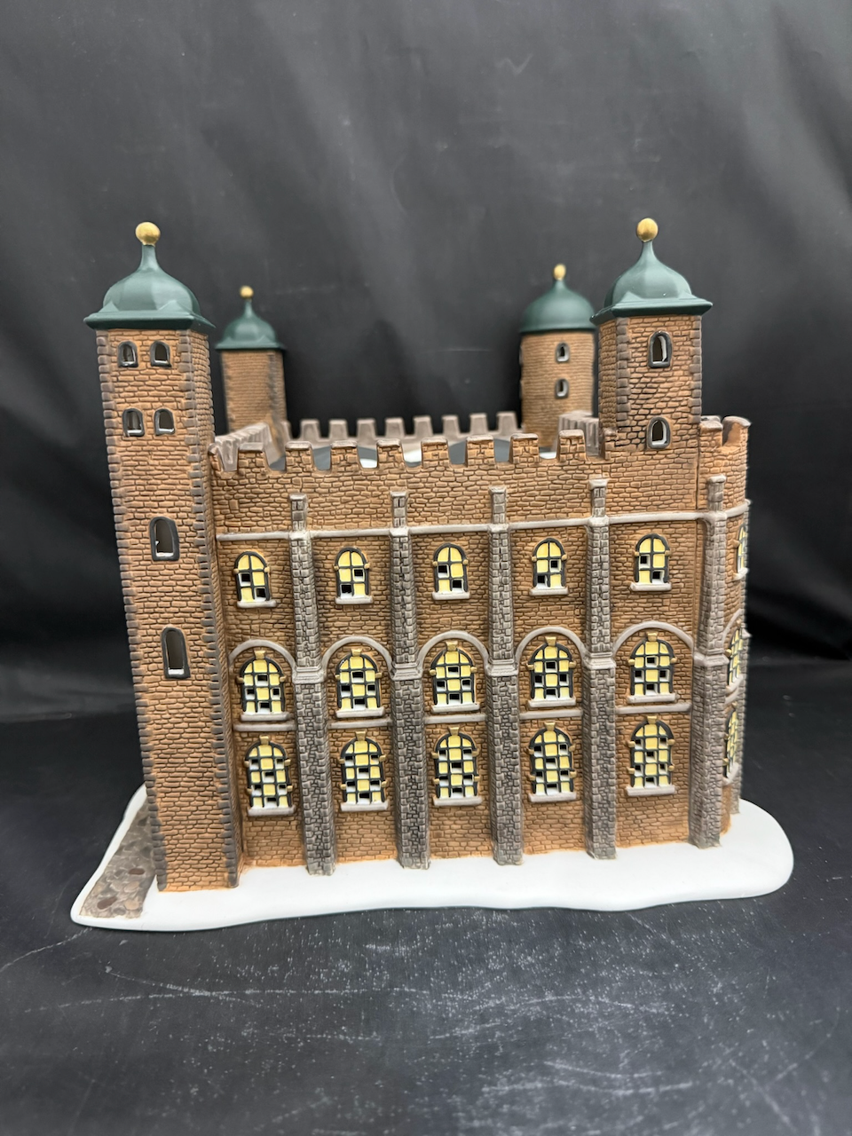 Tower Of London - Historical Landmark Series