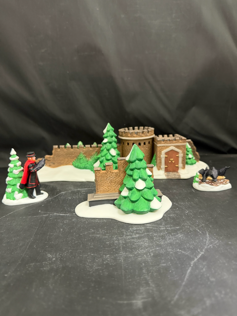 Tower Of London - Historical Landmark Series