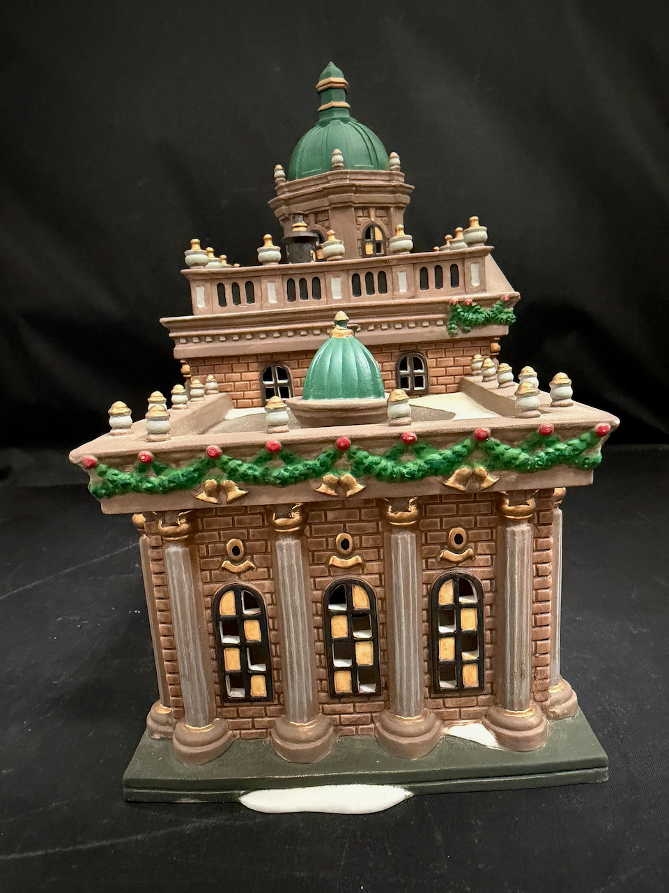 Ramsford Palace Set Of 17