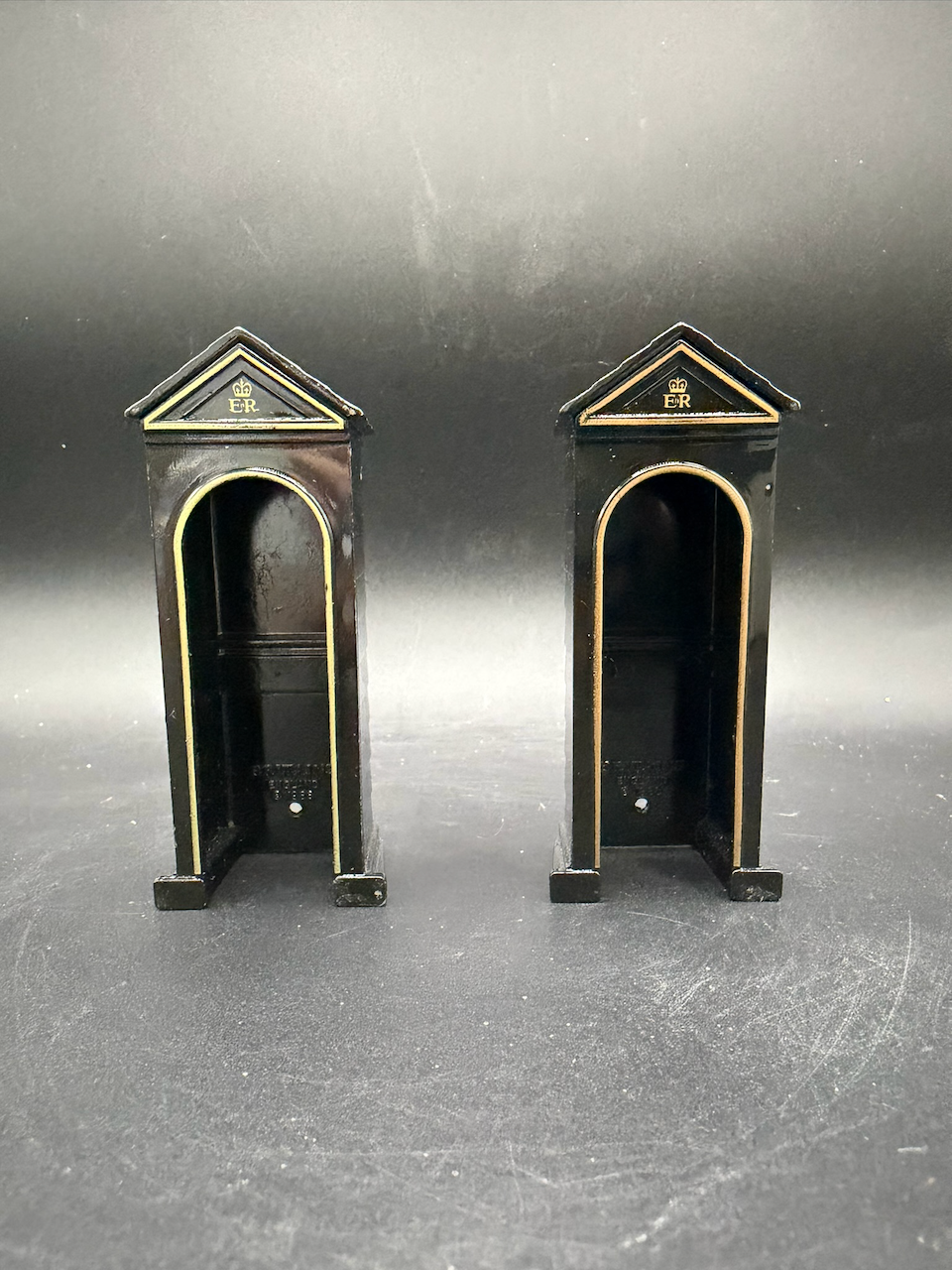 Ramsford Palace Set Of 17