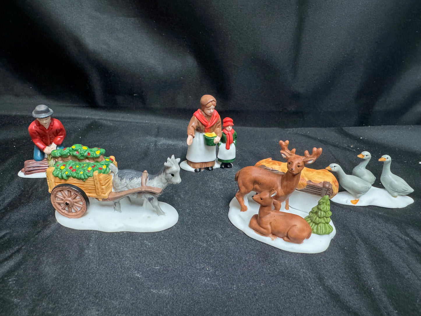 Heritage Village Farm Set